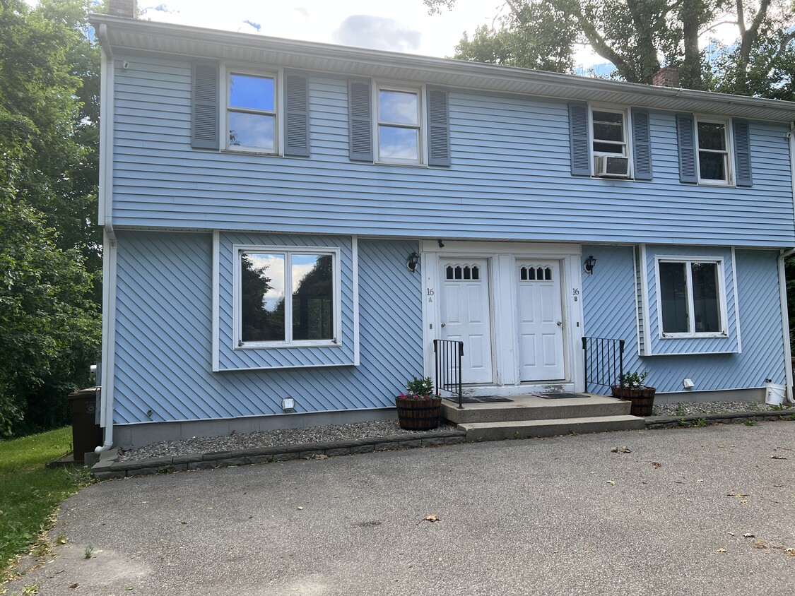 Photo - 16 Caryn Dr (Saco, ME)