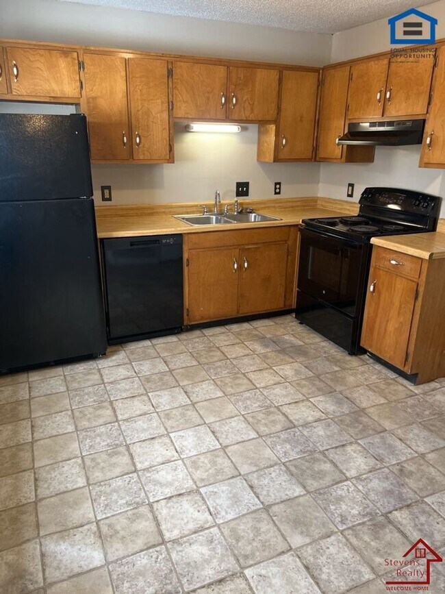 Photo - 181 East Ave