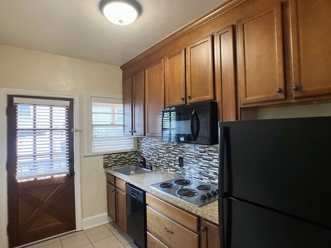 Photo - Margaret's Manor 917 Unidad 917 SW 5th Ave