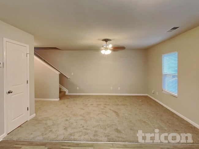 Photo - 337 Freeman Cir