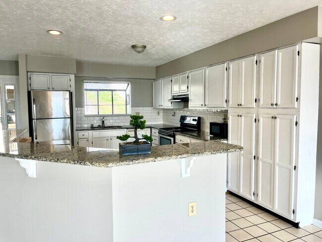 Photo - 3660 Walden Dr