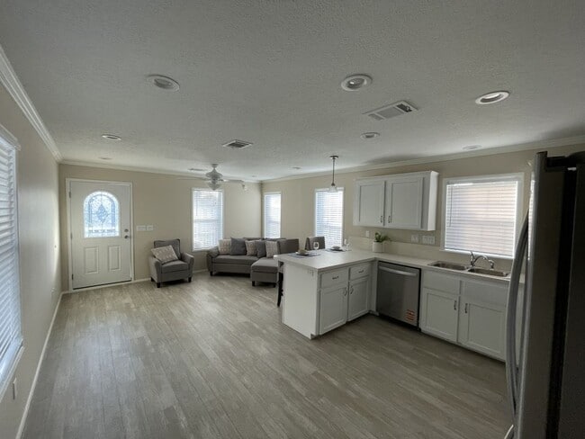 Photo - 6448 Golden Nugget Dr