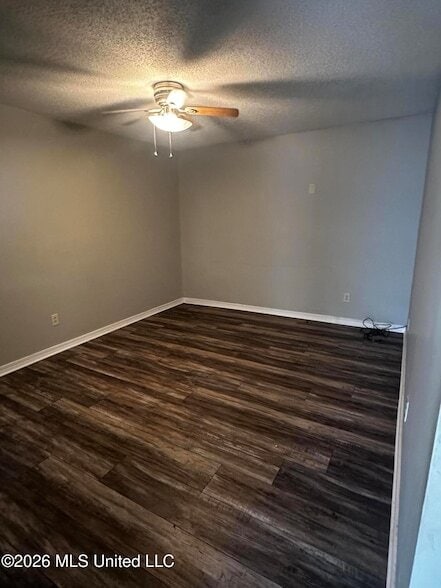 Photo - 4502 Newman Ave