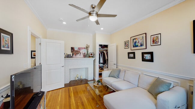 Photo - 15 Glenville Ave Unidad 17