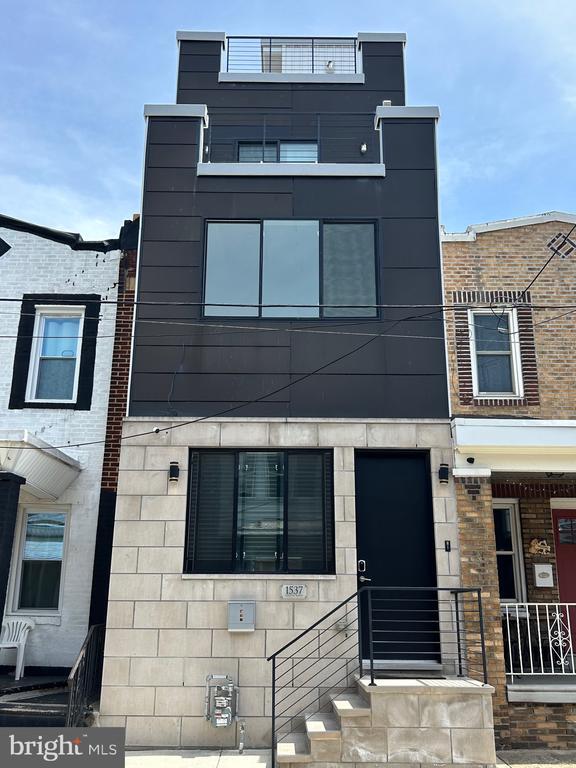 Photo - 1537 S Napa St (Philadelphia, PA)