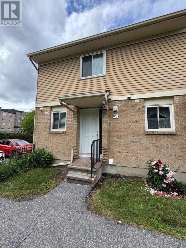 Photo - 104 Valley Stream Dr