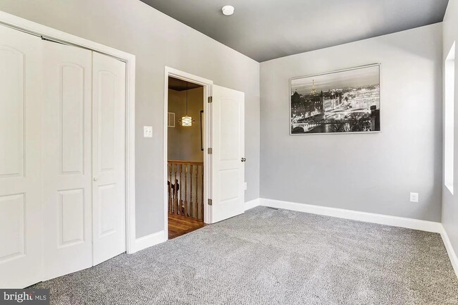 Photo - 811 Venable Ave