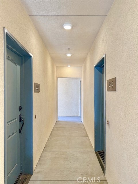 Building Photo - 444 Maravilla Ln