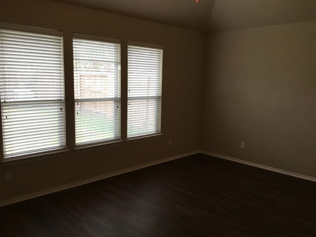 Photo - 1016 Brazos Ct