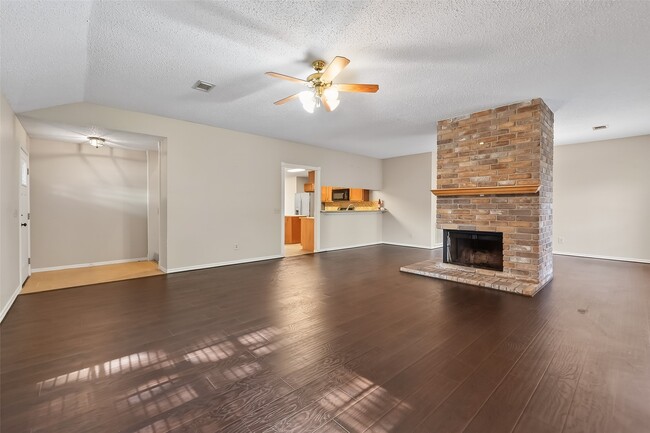 Photo - 13514 Clayton Hill Dr