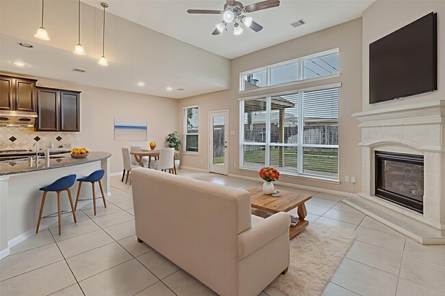 Building Photo - 17602 Stamford Oaks Dr