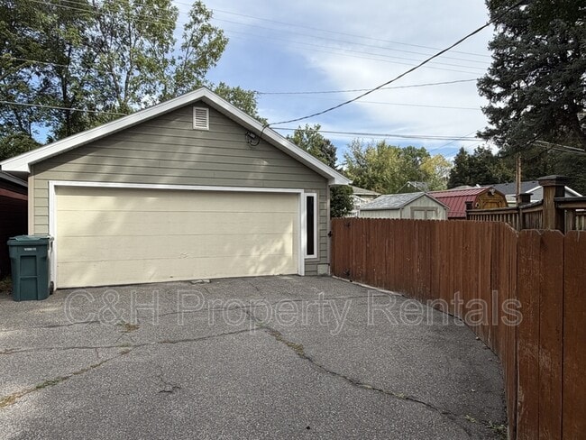 Photo - 1019 Poly Dr