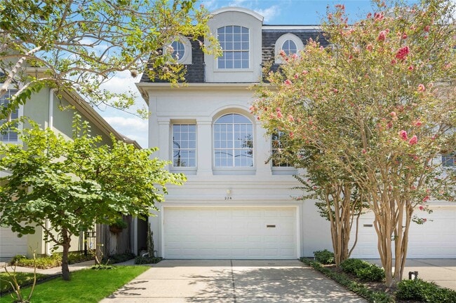 Building Photo - 224 Birdsall St