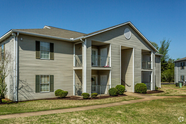 The Pointe at Ridge Cove Apartments For Rent in Jackson, TN | ForRent.com