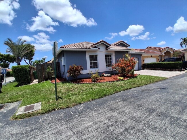 Photo - 8050 SW 157th Pl