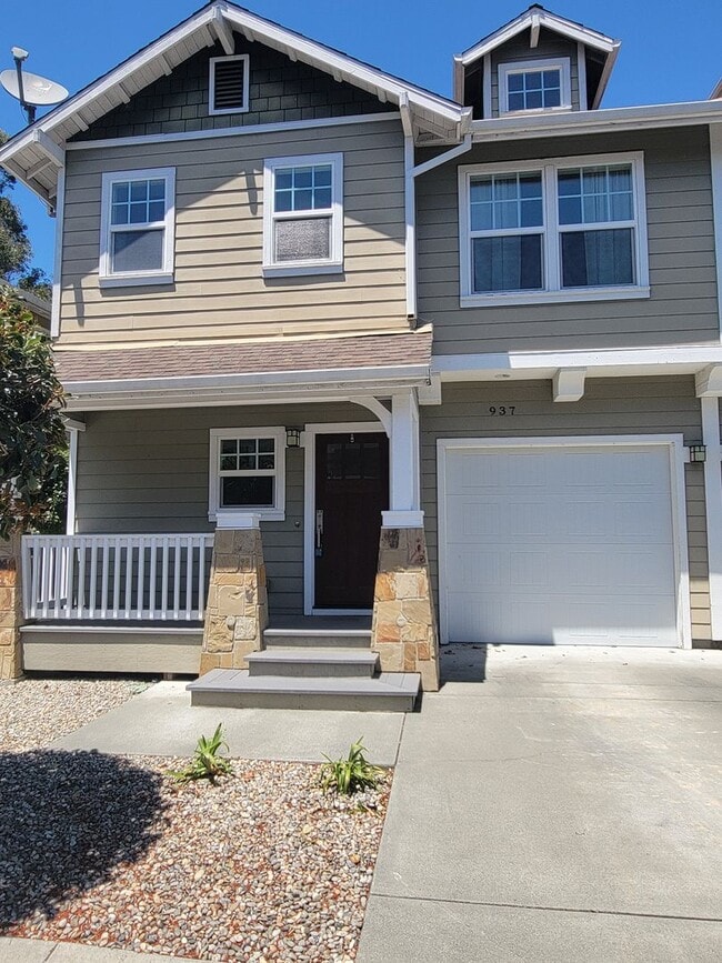 Charming Midtown Petaluma – 3 Bed, 2.5 Bath - Charming Midtown Petaluma  – 3 Bed, 2.5 Bath House