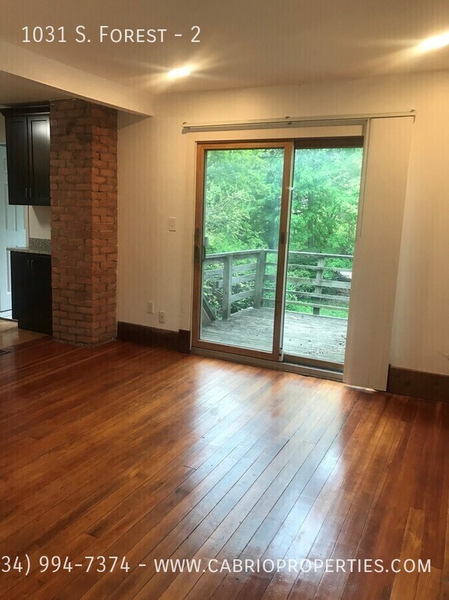 Photo - 1031 S Forest Ave Unit 2