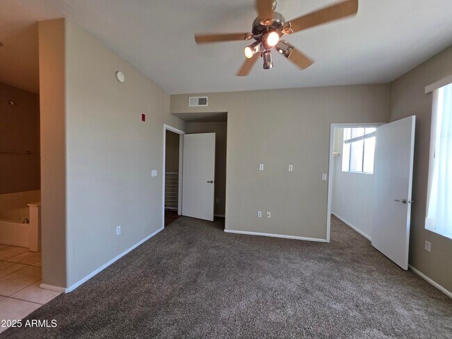 Photo - 6605 N 93RD Ave