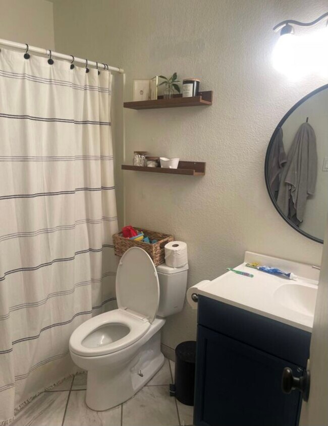 Photo - 6944 E Portland St