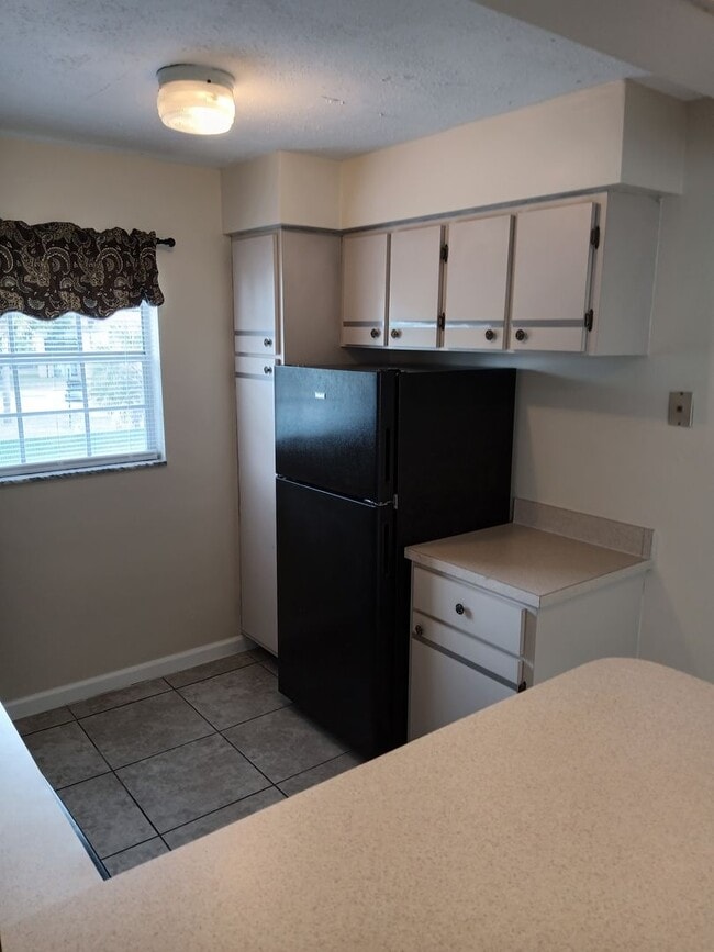 Photo - 1 Bedroom Condo with Community Pool and La... Unit 238