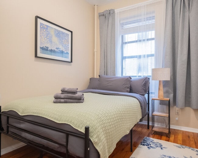 Photo - 125 La Salle St Unit ID1035601P