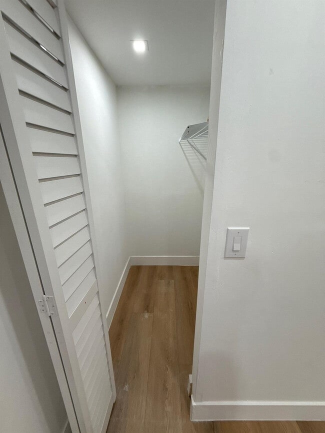 Photo - 1282 NW 35th St Unit 04