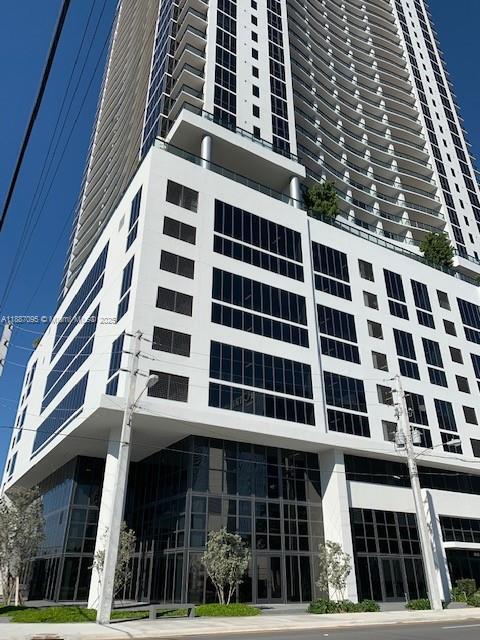 Building Photo - 1600 NE 1st Ave Unit 1719