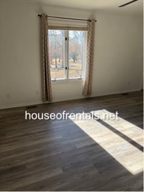 Photo - 555 E No Name Rd