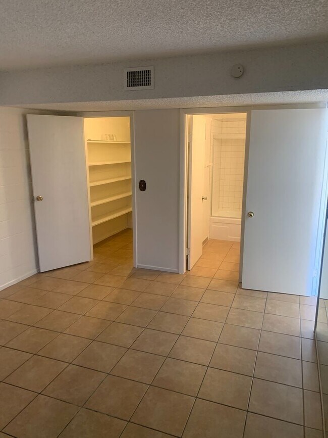 Photo - Affordable 1 Bedroom Condo In Central Las Vegas Unit 15