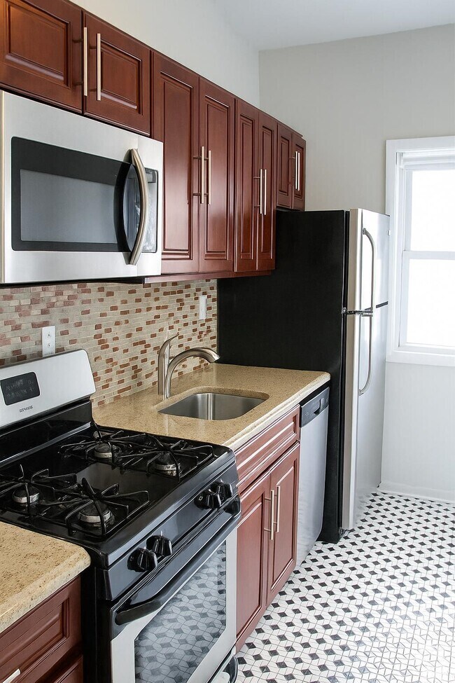 Building Photo - 509 Washington St Unit 4 Rental