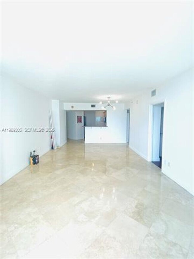 Photo - 325 S Biscayne Blvd Unit 325 S Biscayne Blvd # 2126