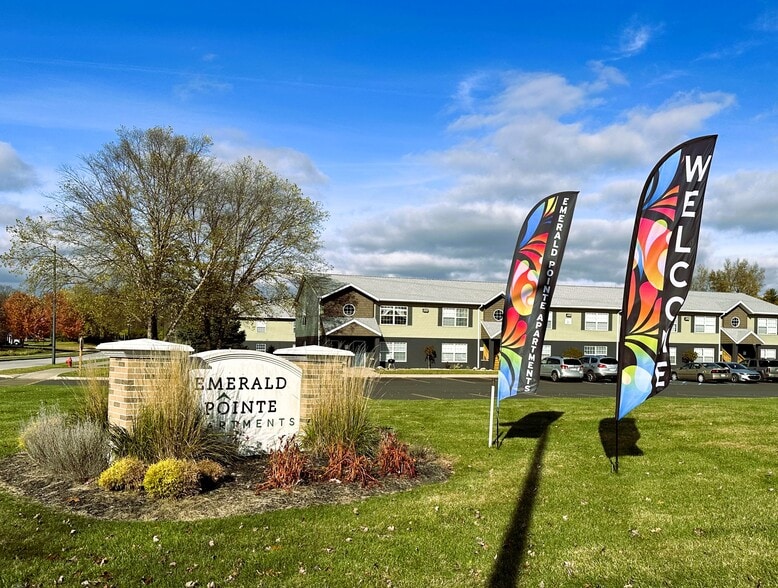 Emerald Pointe Apartments
