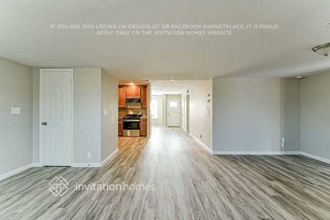 Photo - 2128 W Hartford Ave