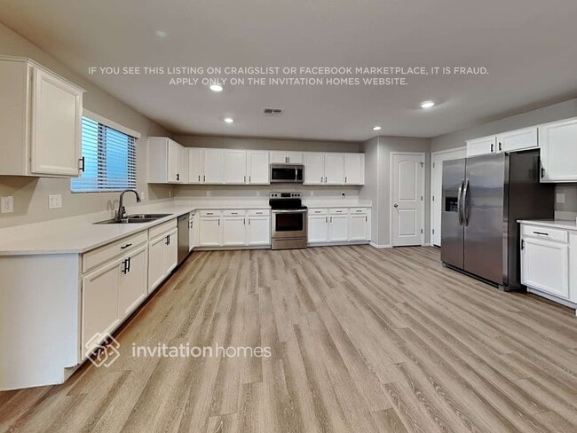 Photo - 1102 Canyonlands Ct