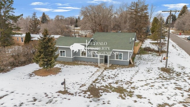 Photo - Charming Parker Home for Rent – Rustic Character Meets Modern Comfort!