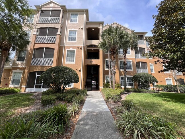 Building Photo - APARTMENT IN THE METROWEST AREA!