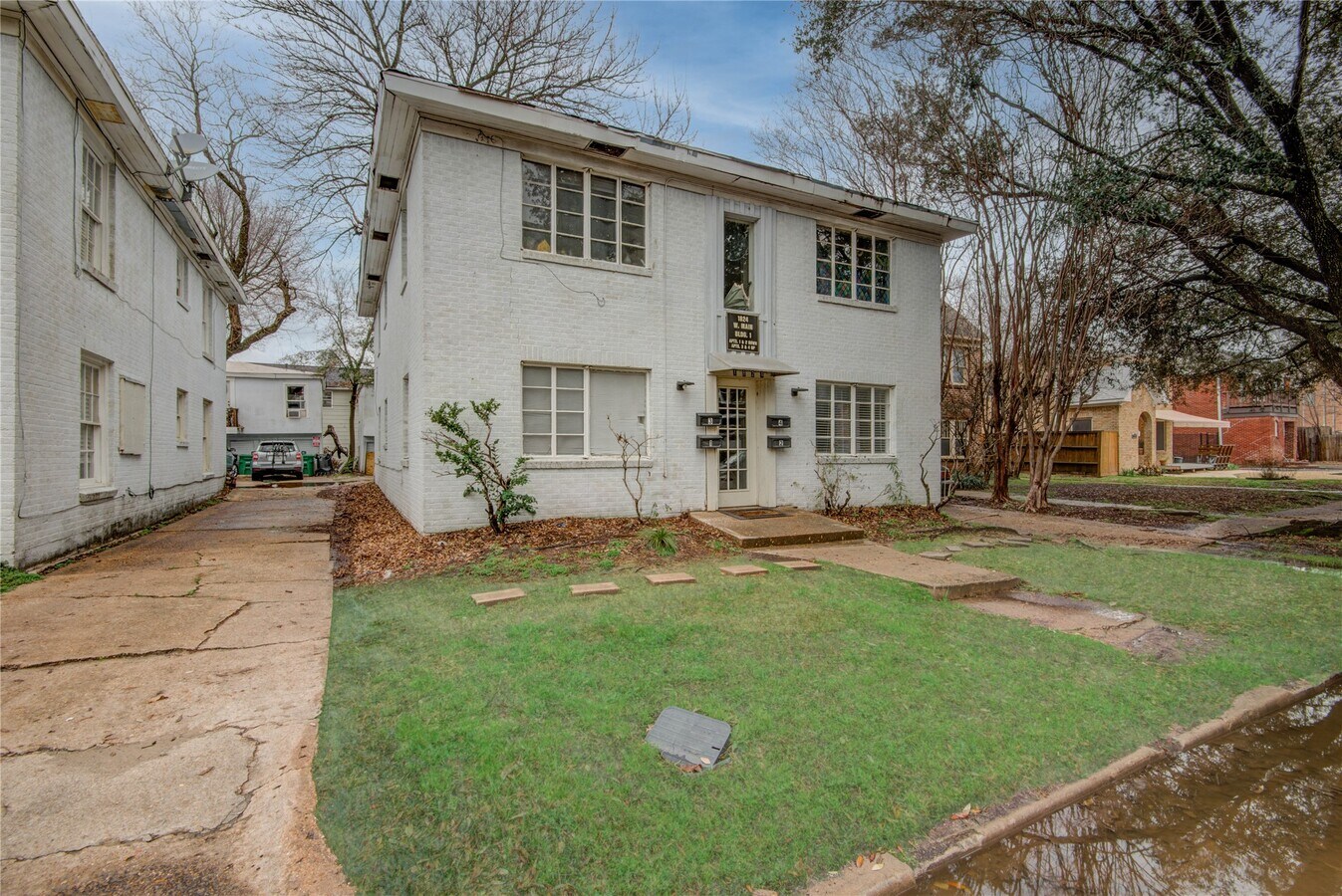 Photo - 1824 W Main St Unit 1