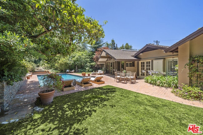 Photo - 3 Latimer Rd