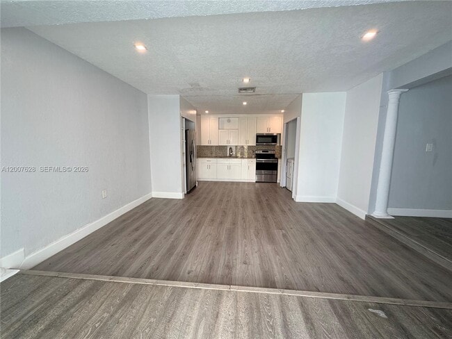 Photo - 7031 NW 20th St