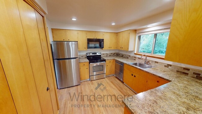 Photo - 1976 Scarpelli Dr