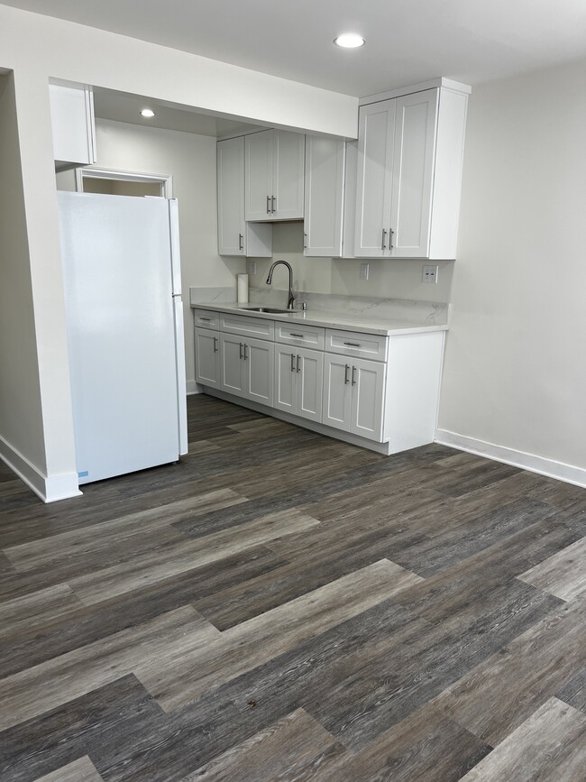 Photo - 634 E 87th St Unit 634 E 87th Street