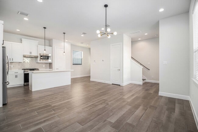 Photo - 9573 Neuens Rd