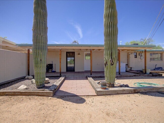 2 Bedroom 1 Bathroom - 2 Bedroom 1 Bathroom