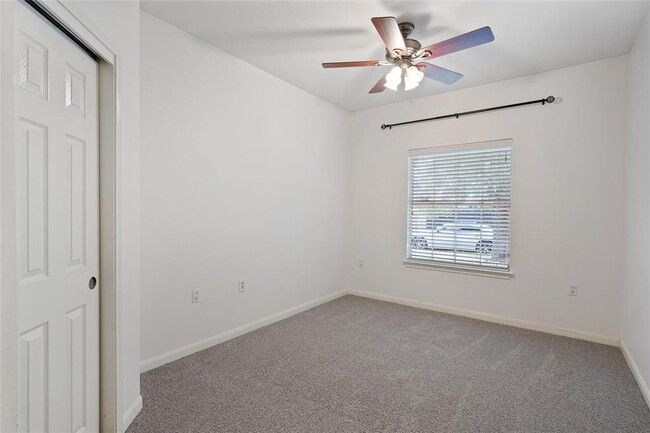 Photo - 7513 S Glenn St