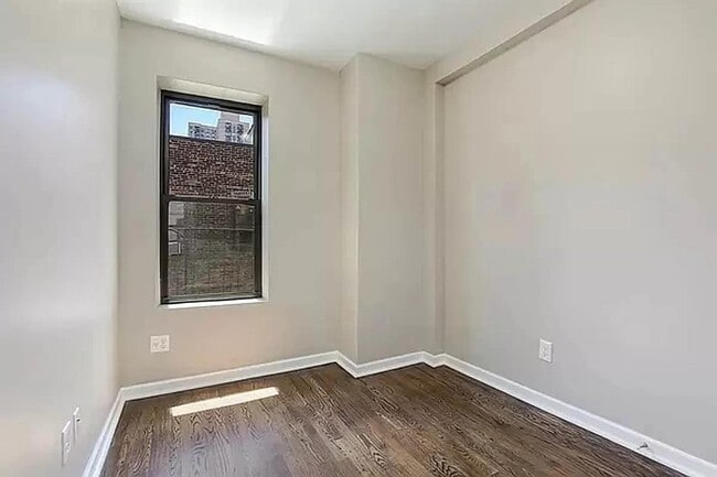 200 E 66th St Unit 01-27