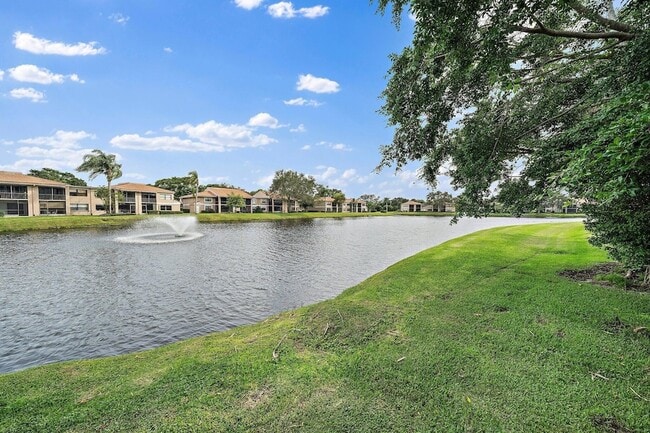 Photo - 6866 Briarlake Cir