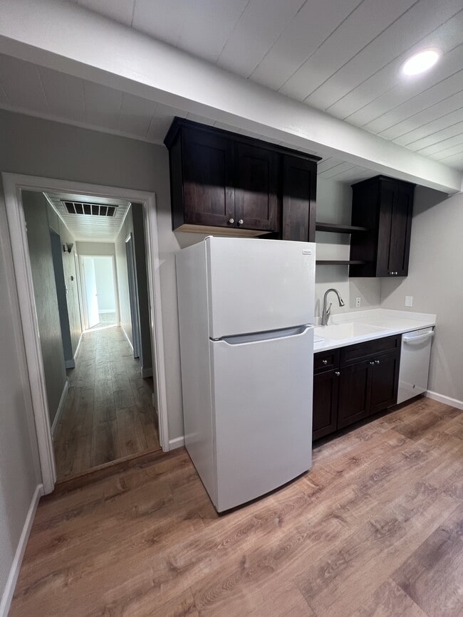 Photo - 206 Anderson Ave