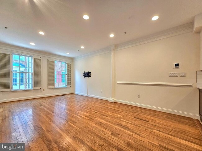 Photo - 315 Hearthstone Mews