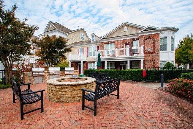 Spacious 3-Bedroom Townhome in Prime Ralei... - Spacious 3-Bedroom Townhome in Prime Ralei...