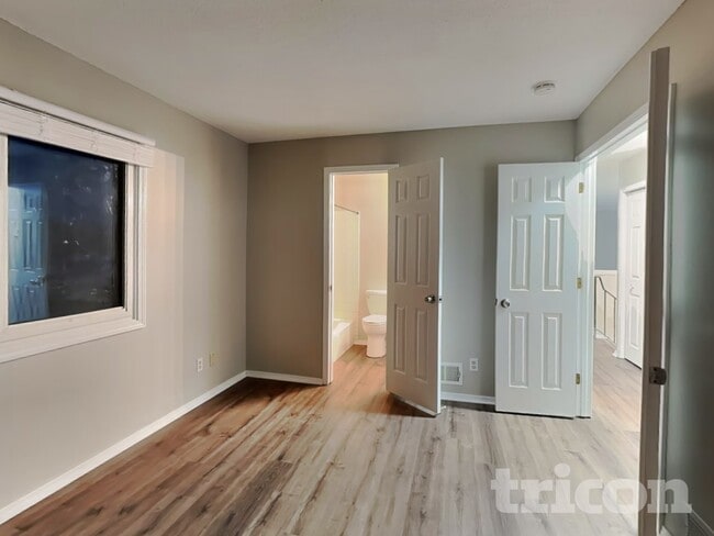 Photo - 6865 Buckingham Rd